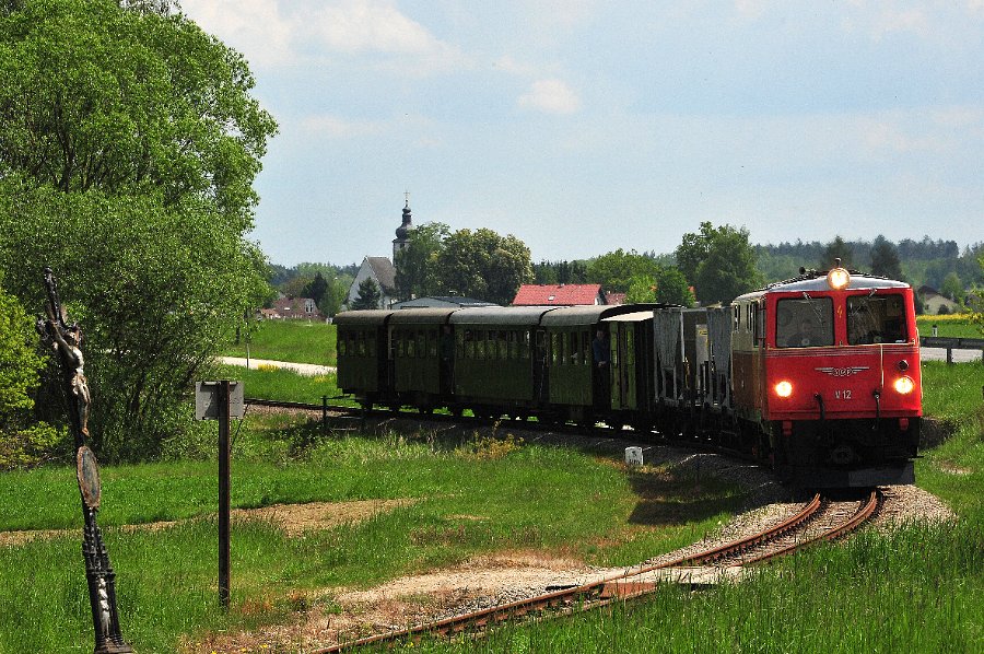 NÖVOG V5 und V12 Doppeltraktion 35